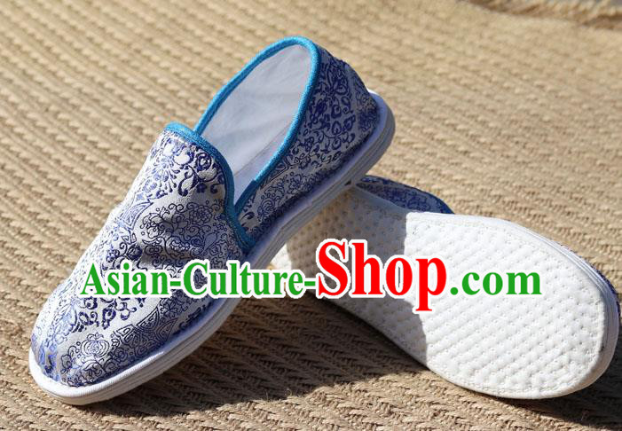 Chinese Handmade Blue and White Porcelain Shoes Brocade Shoes Traditional Martial Arts Shoes