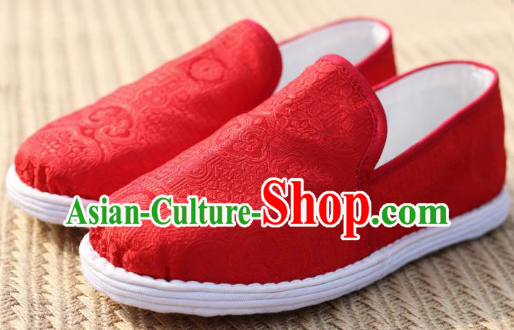 China Handmade Wedding Layered Cotton Sole Shoes National Woman Red Brocade Shoes