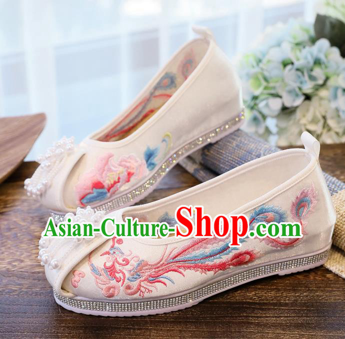 China Traditional Hanfu Pearls Tassel Shoes Handmade White Cloth Shoes National Embroidered Phoenix Shoes