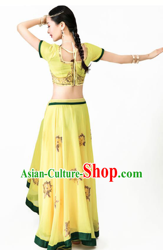 Indian Traditional Lehenga Clothing Yellow Top and Skirt Asian India Bollywood Dance Clothing