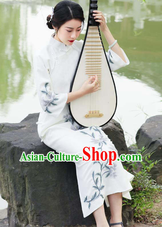 China Classical Embroidered Peony White Qipao Dress National Clothing Traditional Cheongsam
