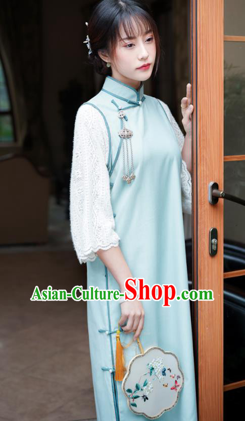China Traditional Light Green Cheongsam Classical Lace Sleeve Qipao Dress National Clothing