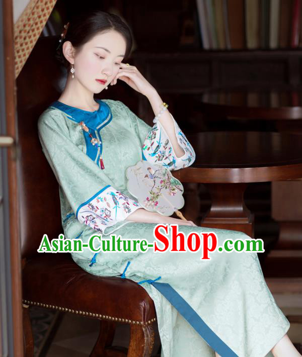China Classical Wide Sleeve Cheongsam Clothing Traditional Embroidered Light Green Silk Qipao Dress