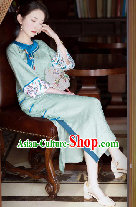 China Classical Wide Sleeve Cheongsam Clothing Traditional Embroidered Light Green Silk Qipao Dress
