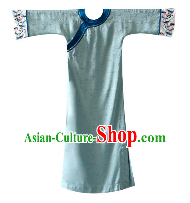 China Classical Wide Sleeve Cheongsam Clothing Traditional Embroidered Light Green Silk Qipao Dress