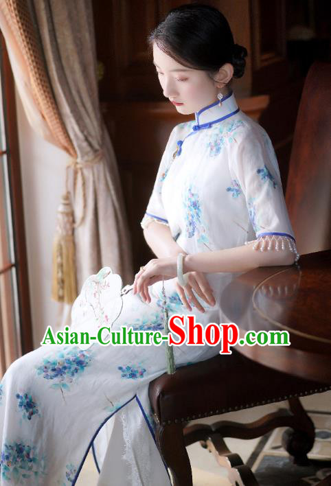 China Classical Cheongsam Clothing Traditional Printing White Qipao Dress for Rich Lady