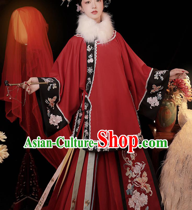China Traditional Qing Dynasty Wedding Replica Costumes Ancient Imperial Concubine Embroidered Clothing