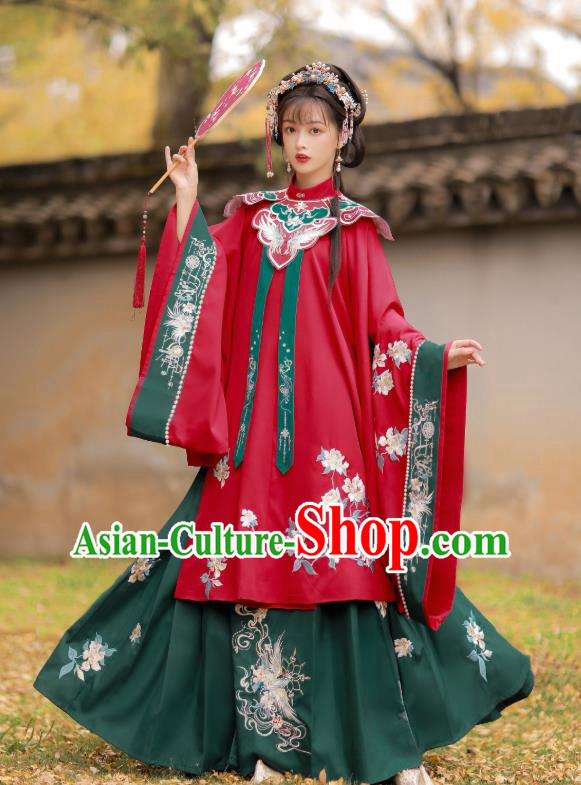 China Traditional Ming Dynasty Noble Lady Costumes Ancient Young Beauty Hanfu Clothing