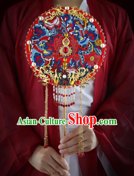 China Classical Pearls Tassel Circular Fan Traditional Wedding Fan Handmade Embroidered Red Palace Fan