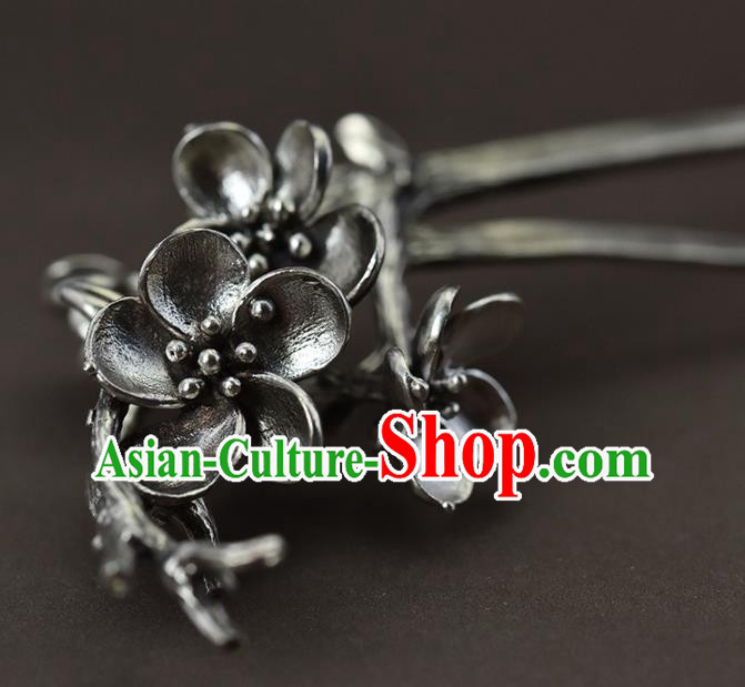 Chinese National Cheongsam Hair Stick Traditional Hair Accessories Handmade Silver Plum Hairpin