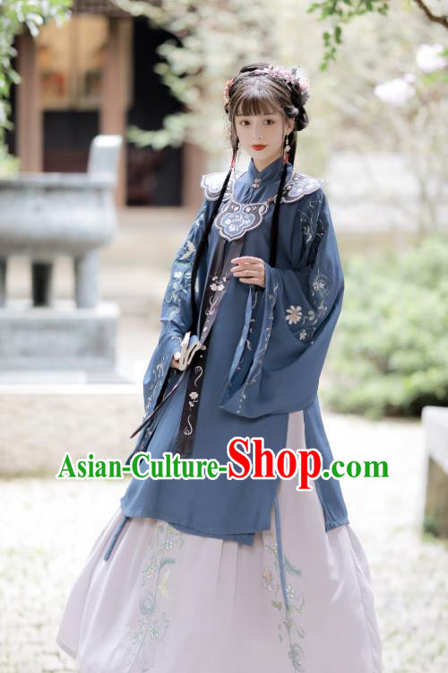 Traditional China Ming Dynasty Young Beauty Costumes Ancient Noble Lady Hanfu Dress Clothing