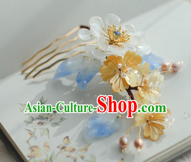 Chinese Handmade Classical White Flower Hair Comb Ancient Ming Dynasty Princess Shell Pearls Hairpin