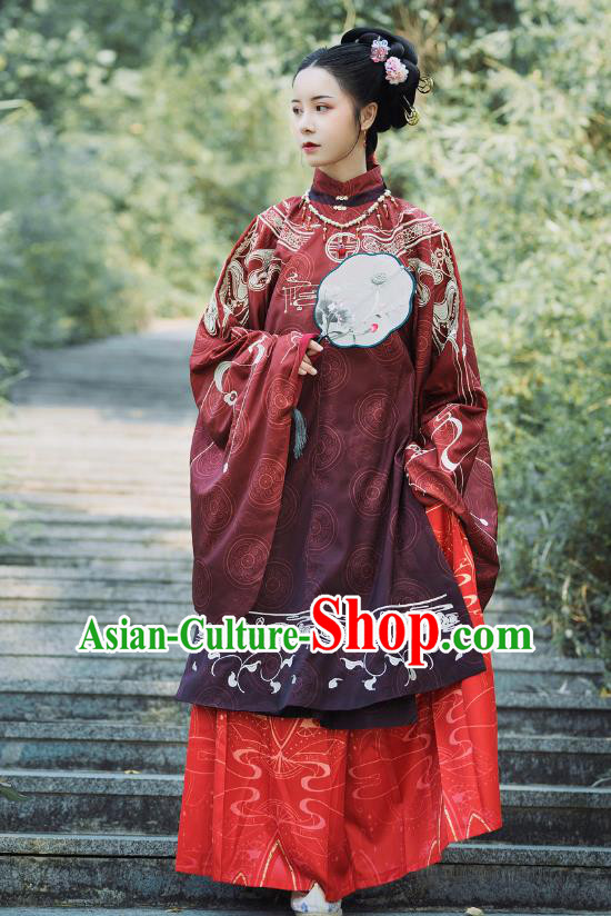 China Ancient Noble Countess Hanfu Costumes Traditional Ming Dynasty Imperial Concubine Clothing