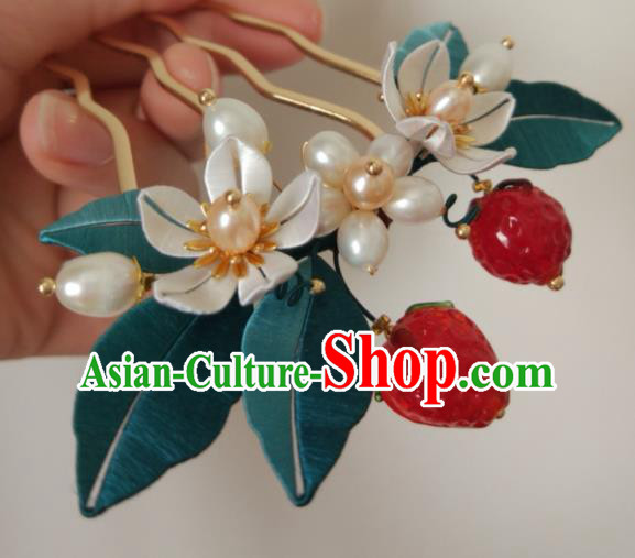Chinese Traditional Pearls Hairpin Ming Dynasty Hair Accessories Ancient Princess Strawberry Hair Comb