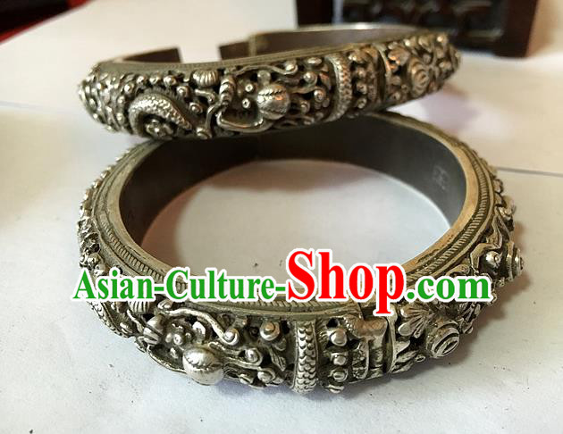 Handmade China Ethnic Silver Carving Dragon Bangle National Bracelet Accessories