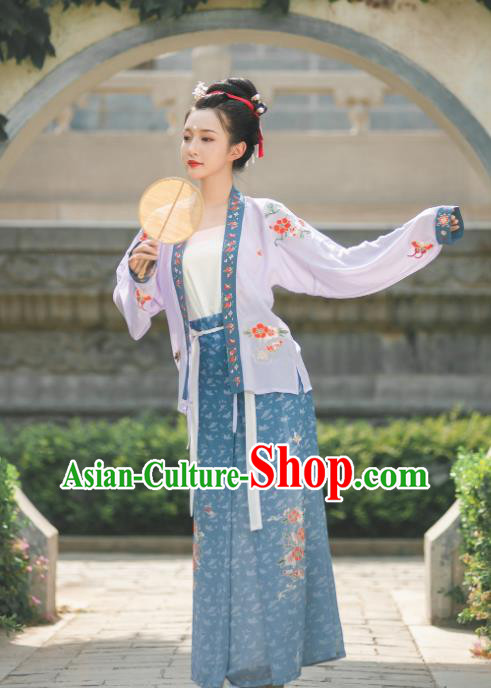China Traditional Song Dynasty Noble Woman Historical Clothing Ancient Imperial Concubine Embroidered Costumes