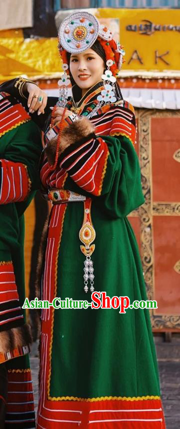 China Zang Nationality Noble Woman Clothing Traditional Xizang Minority Folk Dance Green Tibetan Robe