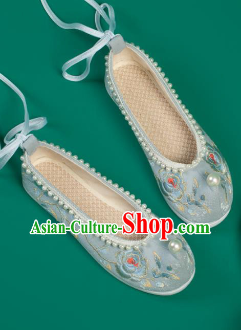 China Traditional Hanfu Pearls Shoes Handmade Ancient Princess Shoes Light Blue Embroidered Shoes
