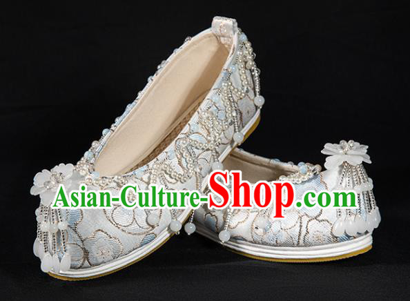 China Traditional Ming Dynasty Hanfu Shoes Handmade Light Blue Satin Shoes Ancient Princess Beads Tassel Shoes