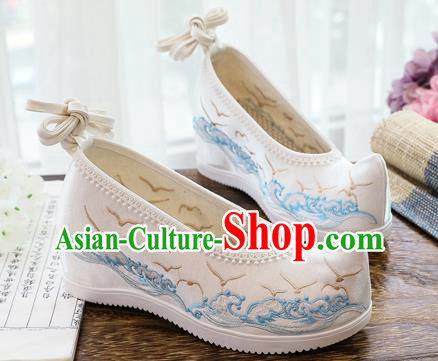 China Traditional Embroidered Waves Shoes Handmade White Cloth Shoes National Woman Wedges Shoes