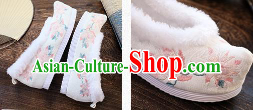 China Handmade Winter Woman Hanfu Shoes National White Cloth Shoes Traditional Embroidered Lotus Shoes