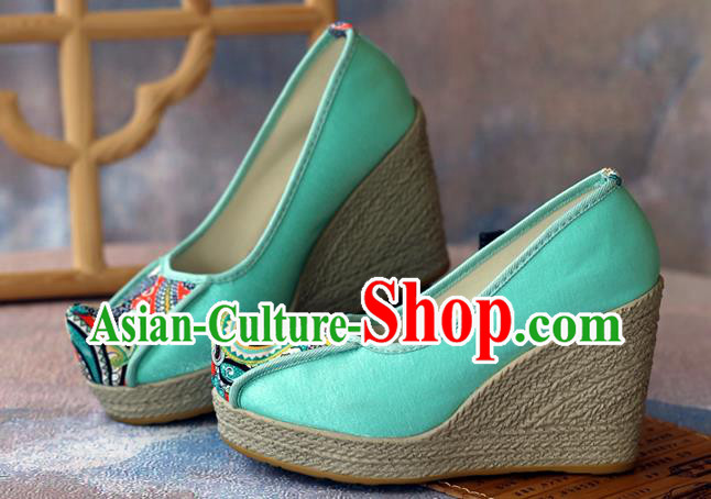 Chinese Yunnan Ethnic Woman Wedge Heel Shoes National Embroidered Green Cloth Shoes