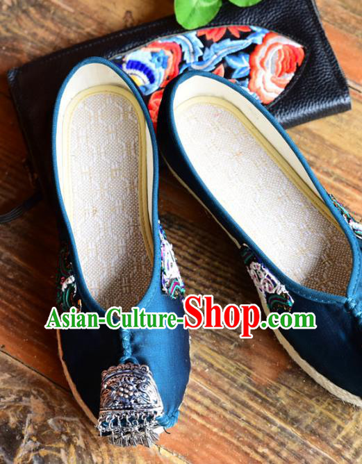 Chinese National Embroidered Royalblue Cloth Shoes Yunnan Miao Ethnic Folk Dance Wedge Heel Shoes