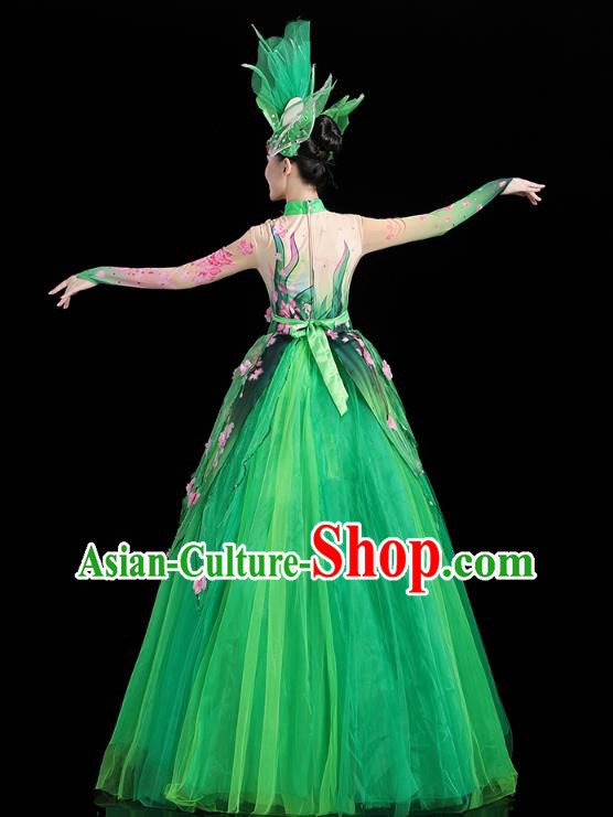 China Woman Modern Dance Clothing Spring Festival Gala Opening Group Dance Green Dress