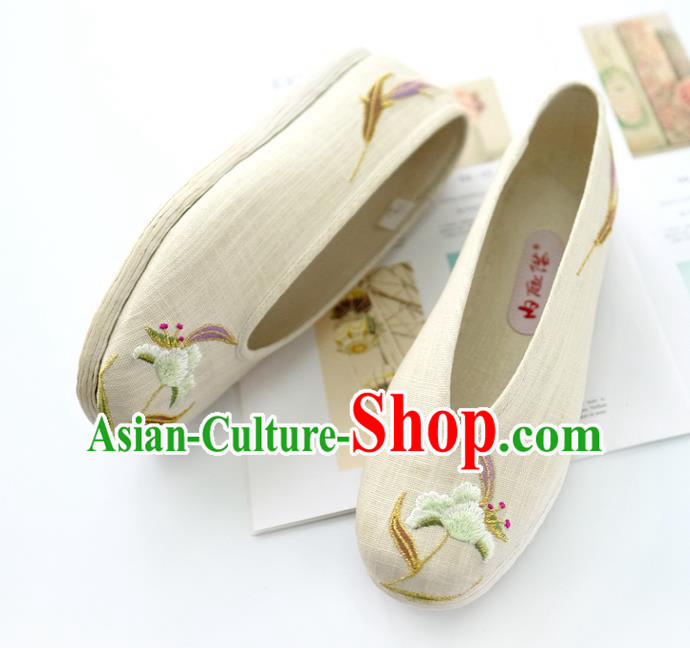 China Beige Embroidered Shoes Traditional Qing Dynasty Palace Lady Shoes Handmade Cloth Shoes