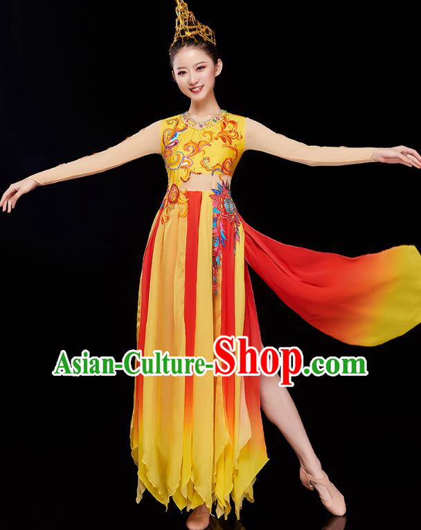 Chinese Woman Modern Dance Group Dance Yellow Dress Traditional Drum Dance Costume