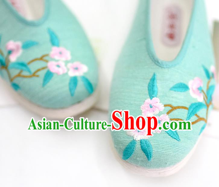 China Embroidered Plum Green Cloth Shoes Traditional Folk Dance Shoes Handmade National Shoes