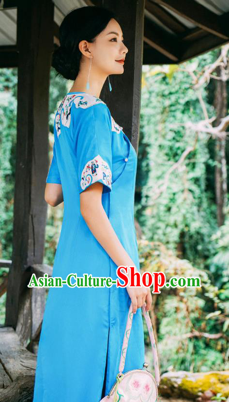 Chinese Traditional Round Collar Qipao Dress Costume National Young Lady Embroidered Blue Cheongsam