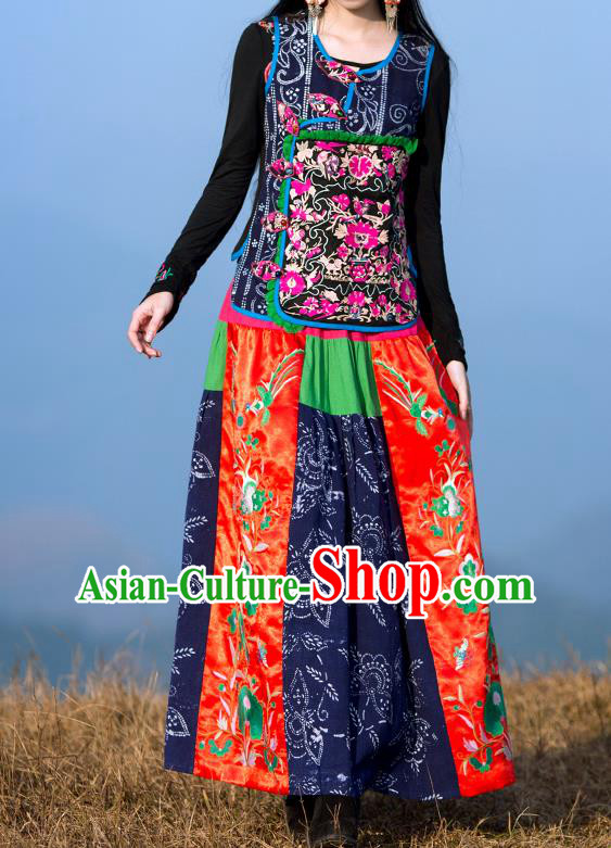 Chinese Traditional Woman Batik Garment Costume Tang Suit Embroidered Red Bust Skirt