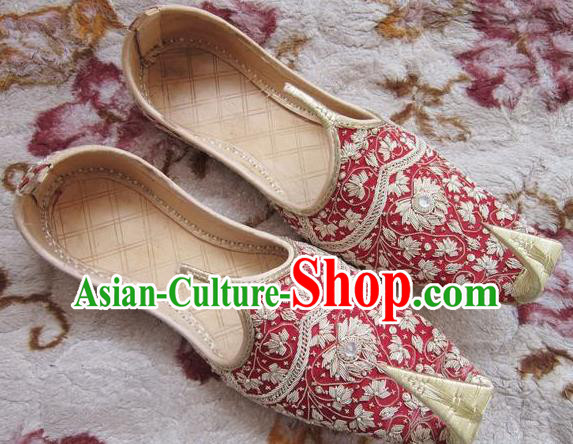 Asian Folk Dance Shoes Indian Embroidered Red Leather Shoes Traditional Wedding Bridegroom Shoes