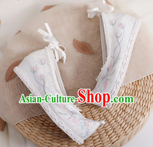 China Handmade White Satin Shoes Traditional Pearls Hanfu Shoes National Embroidered Phoenix Peony Shoes