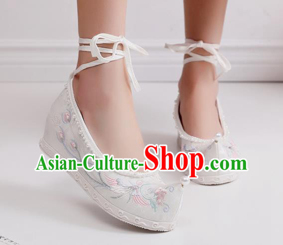 China Handmade White Satin Shoes Traditional Pearls Hanfu Shoes National Embroidered Phoenix Peony Shoes