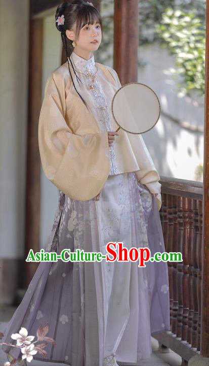 China Ancient Young Beauty Hanfu Garment Traditional Ming Dynasty Noble Lady Historical Clothing
