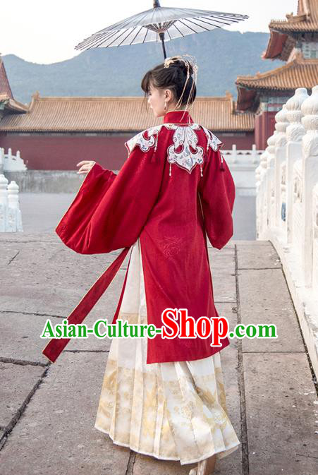 Traditional China Ming Dynasty Court Lady Historical Clothing Ancient Palace Beauty Hanfu Dress