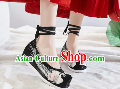 China Handmade Ancient Princess Shoes National Embroidered Phoenix Shoes Traditional Black Satin Shoes