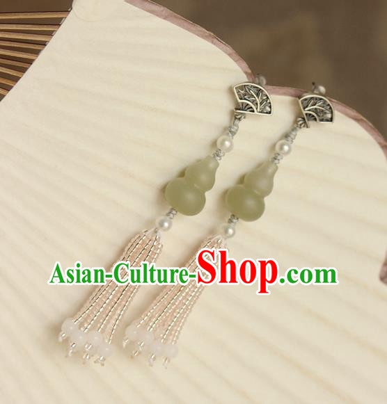 China Classical Cheongsam Beads Tassel Ear Jewelry Handmade National Jade Gourd Earrings