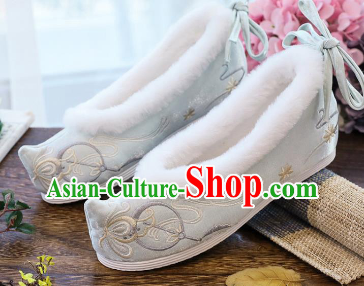 China National Winter Light Blue Embroidered Shoes Traditional Hanfu Cloth Shoes Ancient Ming Dynasty Princess Bow Shoes