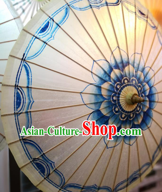 China Traditional Hanfu Dance Umbrella Handmade Painting Lotus Oilpaper Umbrella Classical Oil Paper Umbrella
