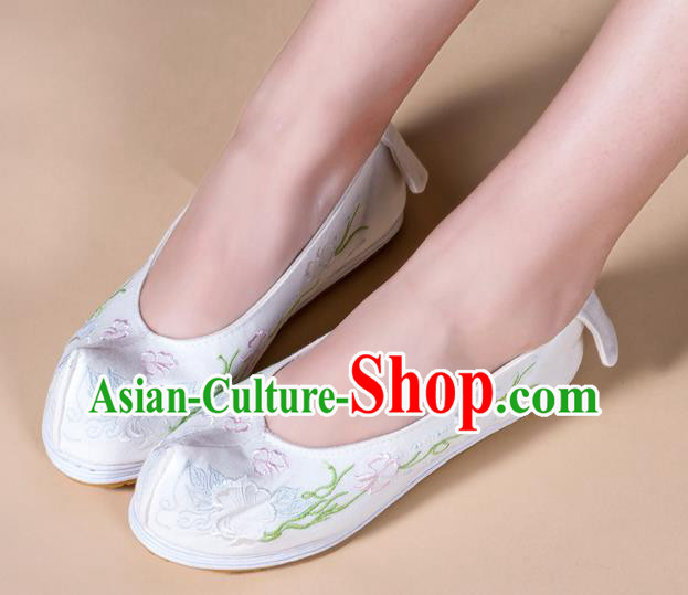 Chinese Ancient Princess Shoes Traditional Ming Dynasty Hanfu Shoes Handmade Embroidered White Bow Shoes