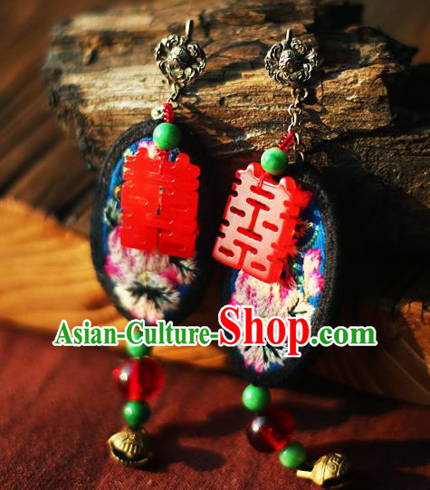China Traditional Cheongsam Embroidered Ear Accessories National Wedding Golden Bell Earrings