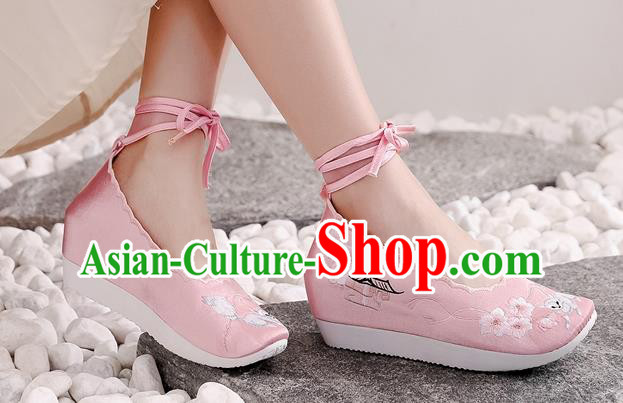 China National Pink Satin Shoes Traditional Tang Dynasty Princess Shoes Embroidered Shoes
