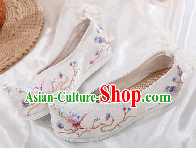 China Traditional Ming Dynasty Princess Bow Shoes Embroidered Mangnolia Shoes National White Satin Shoes