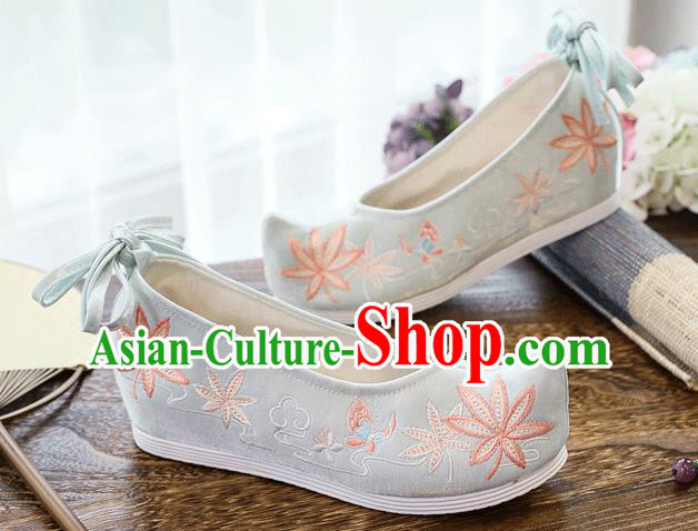 China Handmade Light Blue Cloth Shoes Traditional National Woman Shoes Embroidered Maple Leaf Shoes