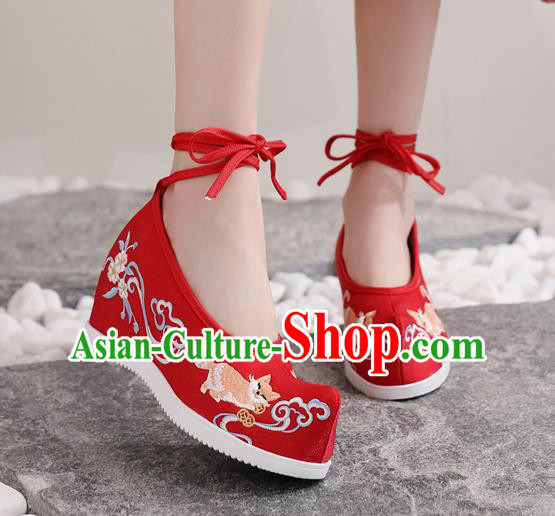 Chinese Traditional Red Satin Wedge Heel Shoes Embroidered Cat Shoes National Woman Shoes