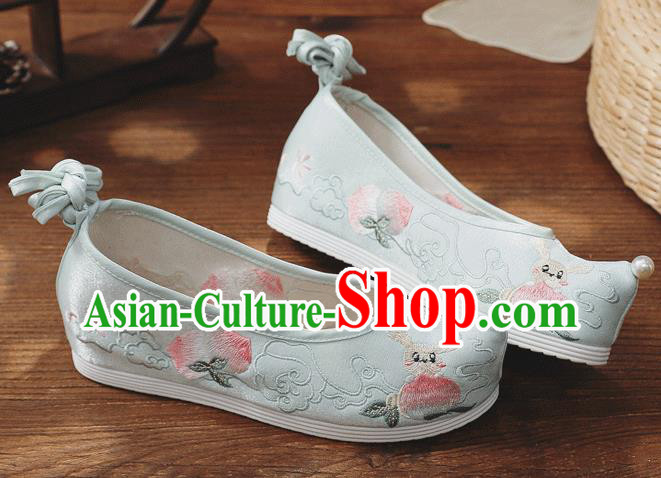 China Embroidered Peach Shoes Handmade Light Blue Cloth Bow Shoes Folk Dance Shoes
