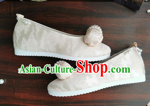 China Ancient Jin Dynasty Princess Shoes Handmade Champagne Cloth Shoes Traditional Hanfu Pearls Shoes